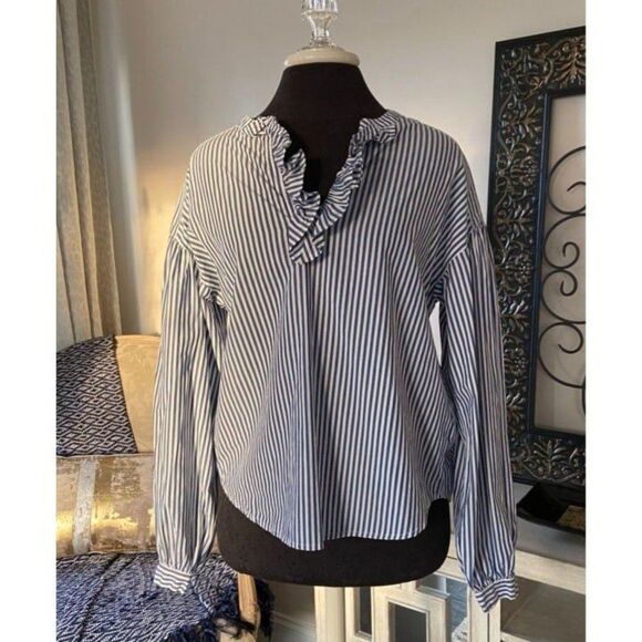 NWT Blue and White Stripped/Ruffled Gap Long Sleeve Shirt (Small) - Picture 1 of 5